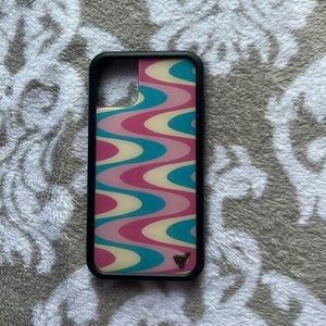 Wildflower Frankies bikinis iPhone 11